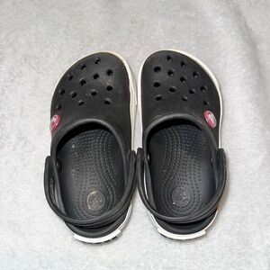 Crocs Black & White Toddler Size 8-9